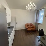 Apartamento Friendly In Praga