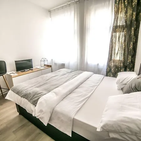 Friendly In Appartamento Praga